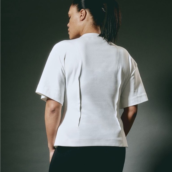 H&M Tapered White Tshirt - M - Picture 3 of 5